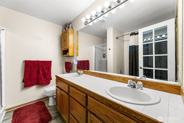 4512 244th Street Ct E, Spanaway, WA 98387