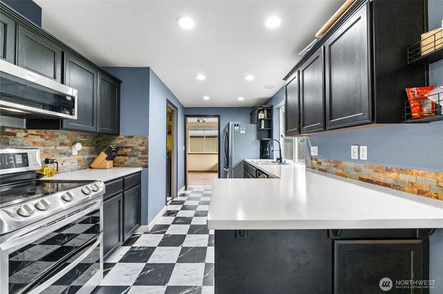 4512 244th Street Ct E, Spanaway, WA 98387