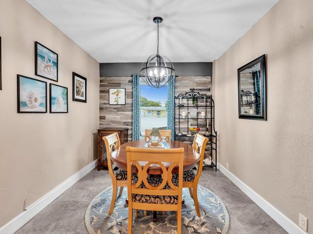 2448 NE 14TH Terrace, Pompano Beach, FL 33064