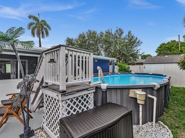 2448 NE 14TH Terrace, Pompano Beach, FL 33064