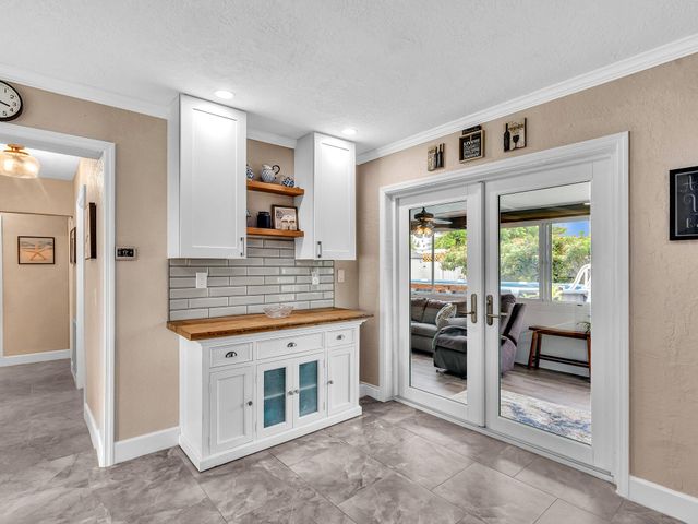 2448 NE 14TH Terrace, Pompano Beach, FL 33064