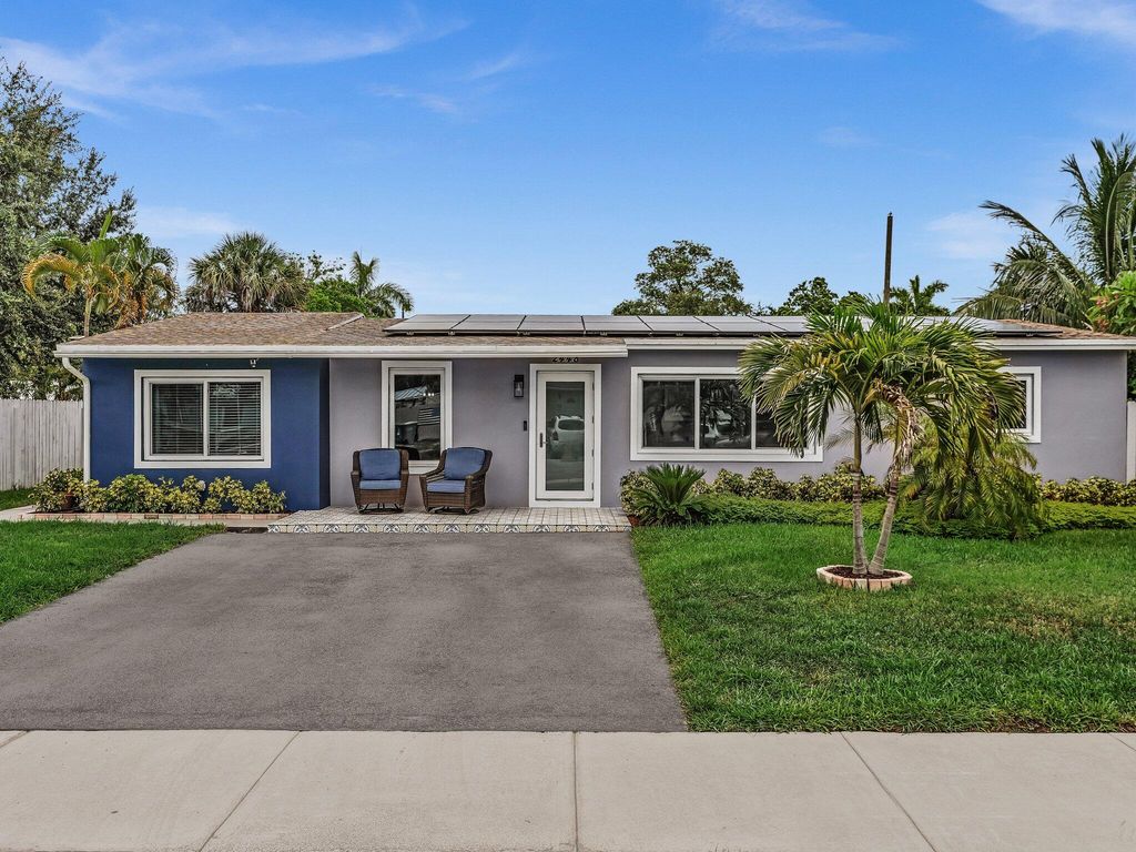 2448 NE 14TH Terrace, Pompano Beach, FL 33064