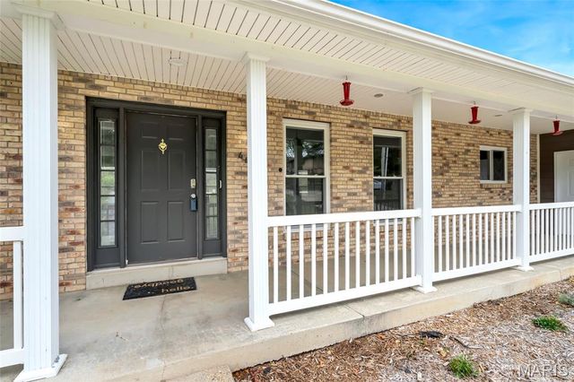 440 Lake Shore Drive, St Clair, MO 63077