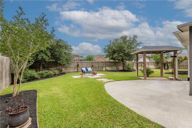 3418 Dovecote Way, Bryan, TX 77808