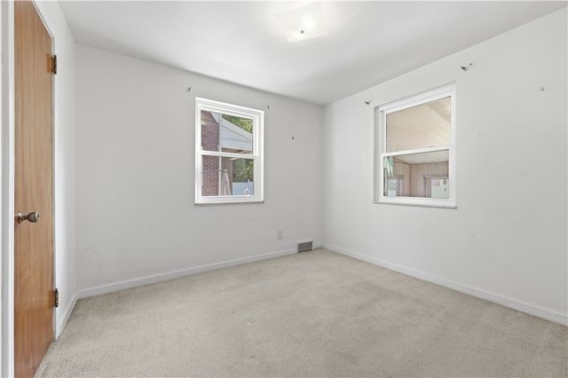5512 3rd St, Verona, PA 15147