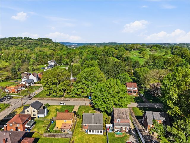 5512 3rd St, Verona, PA 15147