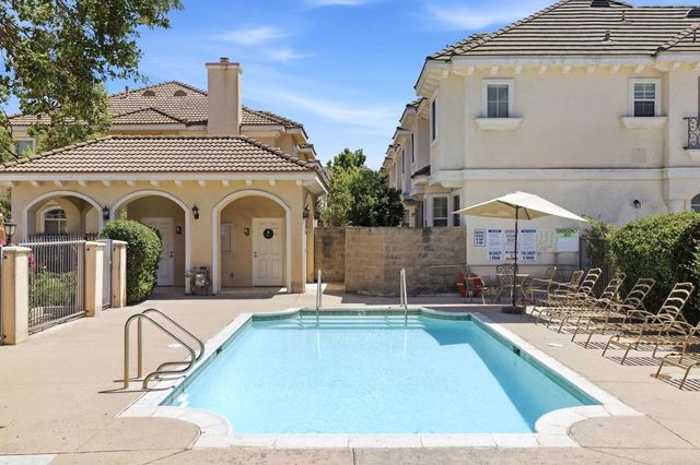 454 W Duarte Road B, Arcadia, CA 91007
