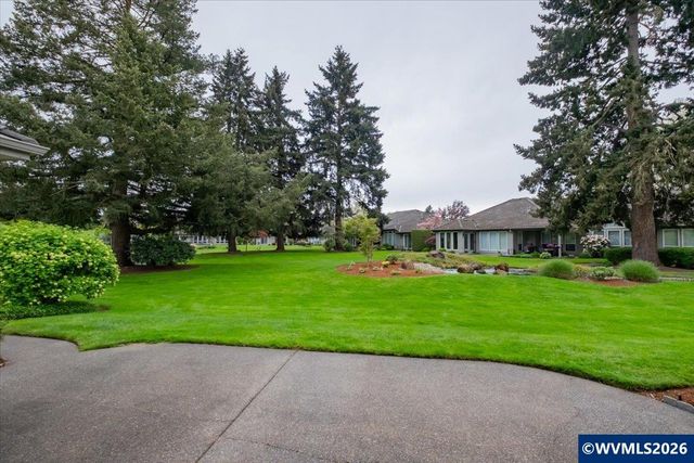 702 Castle Pines Dr N, Keizer, OR 97303