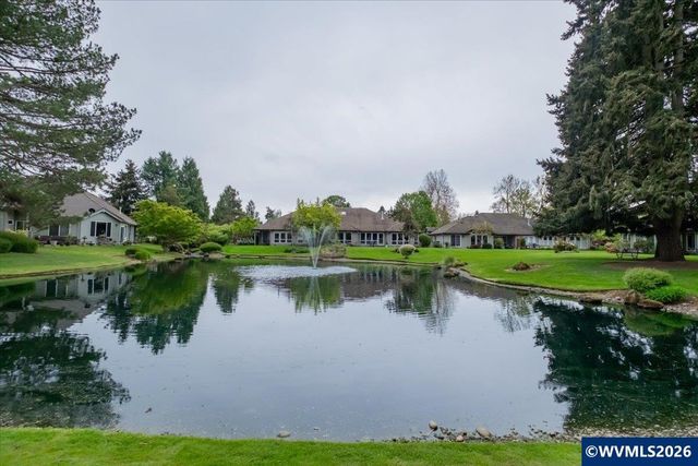 702 Castle Pines Dr N, Keizer, OR 97303