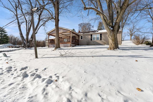 7564 N Roanoke Road, Huntington, IN 46750