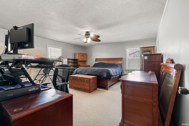 7564 N Roanoke Road, Huntington, IN 46750