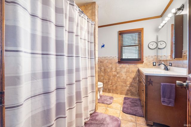 7564 N Roanoke Road, Huntington, IN 46750