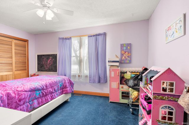 7564 N Roanoke Road, Huntington, IN 46750