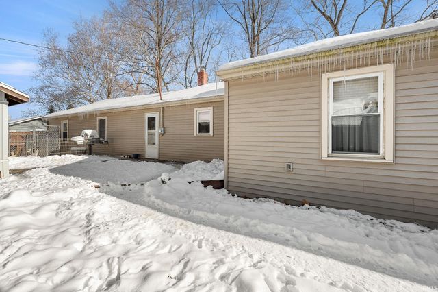 7564 N Roanoke Road, Huntington, IN 46750