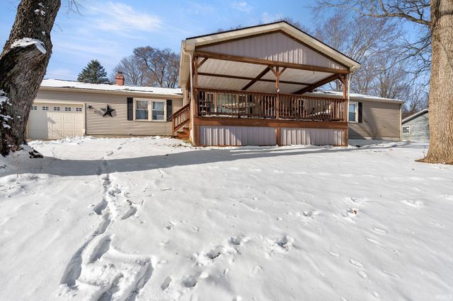 7564 N Roanoke Road, Huntington, IN 46750