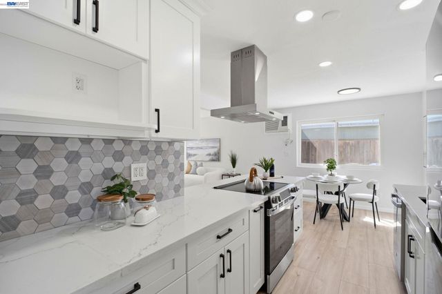 3136 Mission View Dr, Fremont, CA 94538