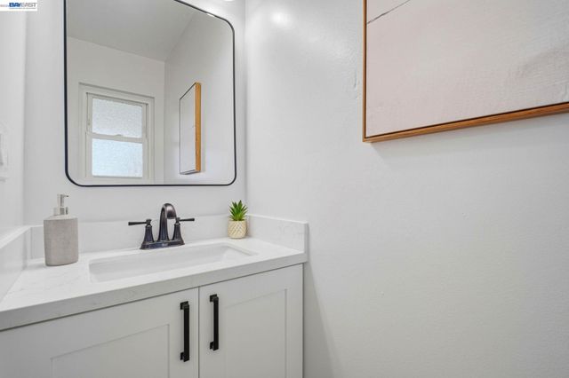 3136 Mission View Dr, Fremont, CA 94538