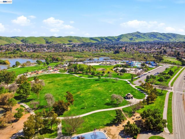 3136 Mission View Dr, Fremont, CA 94538