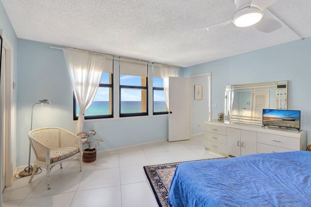 2800 N Ocean Drive A-17c, Singer Island, FL 33404