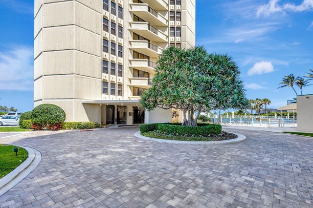 2800 N Ocean Drive A-17c, Singer Island, FL 33404