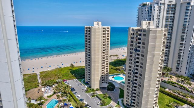 2800 N Ocean Drive A-17c, Singer Island, FL 33404