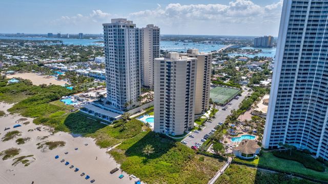 2800 N Ocean Drive A-17c, Singer Island, FL 33404