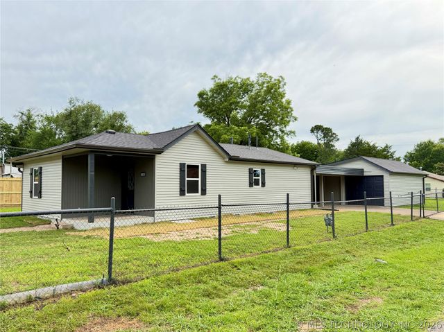 1700 S Park Street, Sapulpa, OK 74066