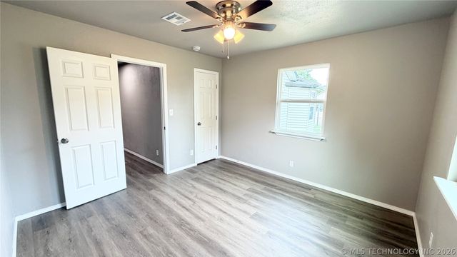 1700 S Park Street, Sapulpa, OK 74066