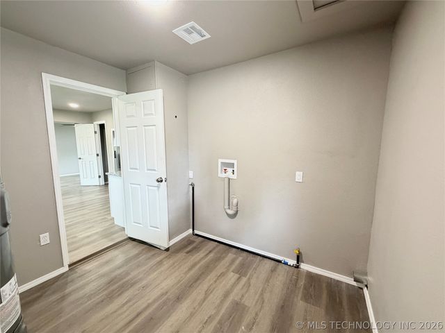 1700 S Park Street, Sapulpa, OK 74066
