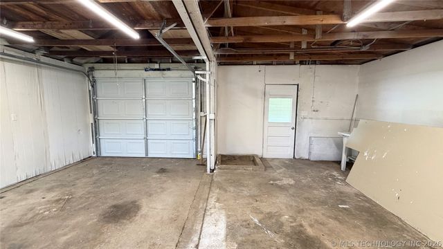 1700 S Park Street, Sapulpa, OK 74066