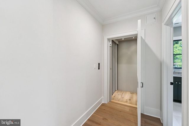 7805 CAYUGA AVE, Bethesda, MD 20817