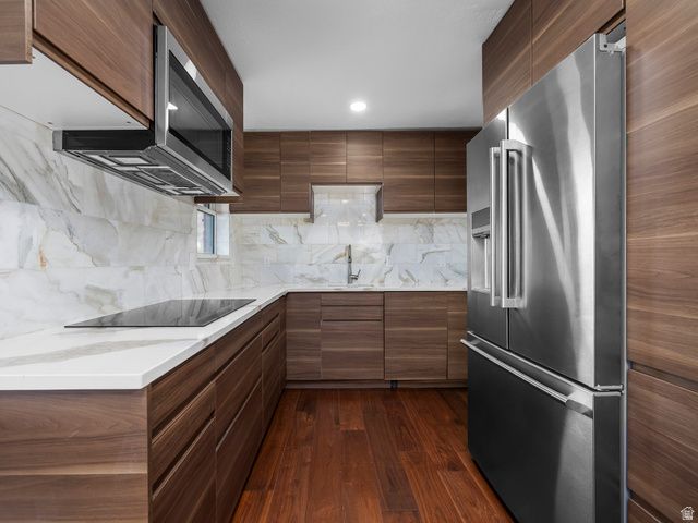 2885 E LORAN DR, Millcreek, UT 84109