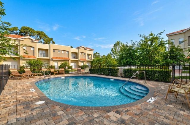 501 100TH AVENUE N, St Petersburg, FL 33702