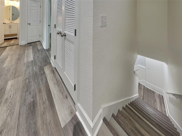 501 100TH AVENUE N, St Petersburg, FL 33702