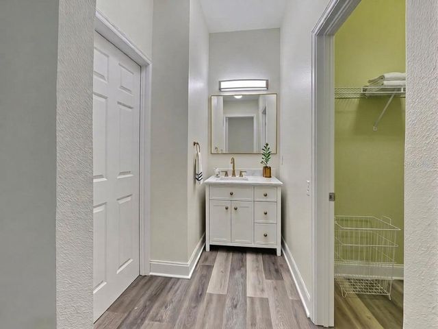 501 100TH AVENUE N, St Petersburg, FL 33702