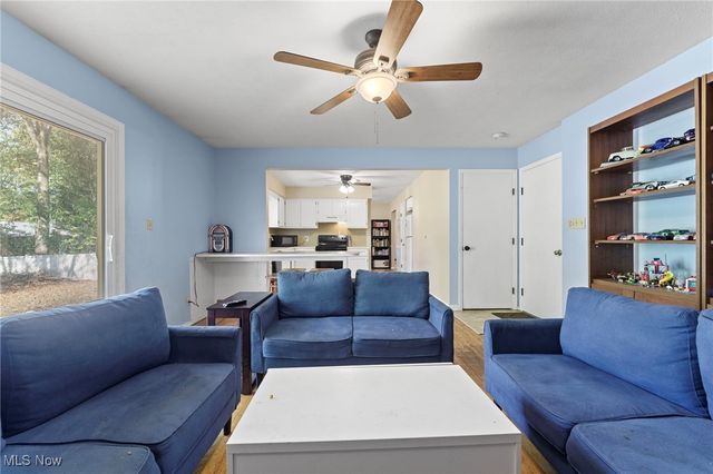 4322 Lorwood Drive, Stow, OH 44224