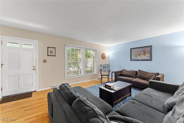 4322 Lorwood Drive, Stow, OH 44224