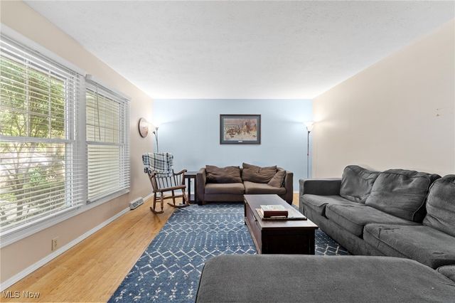 4322 Lorwood Drive, Stow, OH 44224