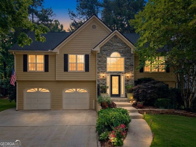 402 Township Lane, Woodstock, GA 30189
