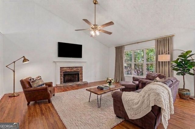 402 Township Lane, Woodstock, GA 30189