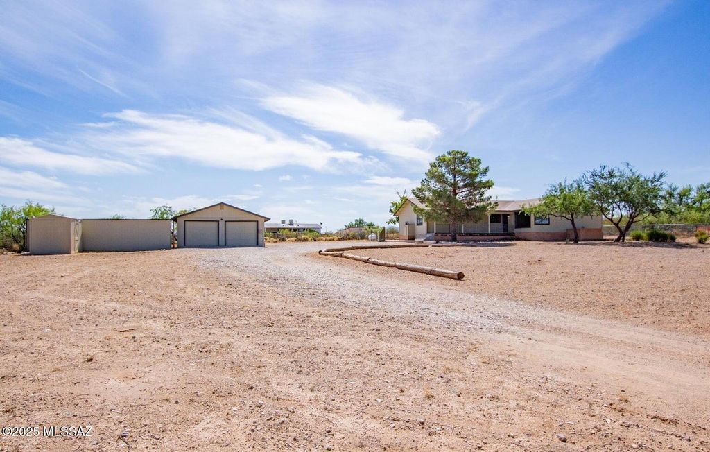 3379 E Calle Agassiz, Vail, AZ 85641