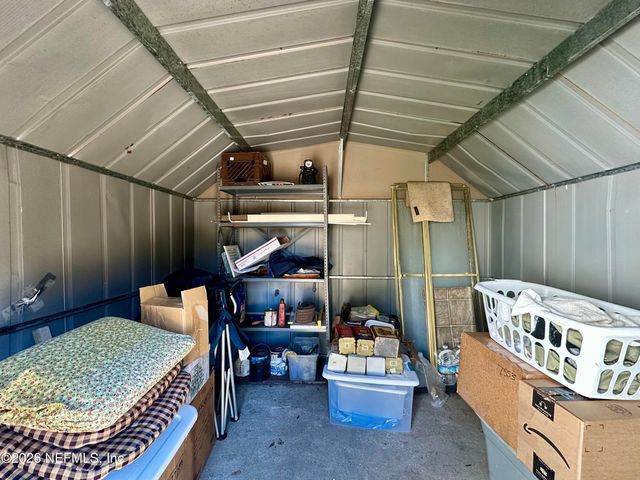 221 PERRY Street, Pomona Park, FL 32181