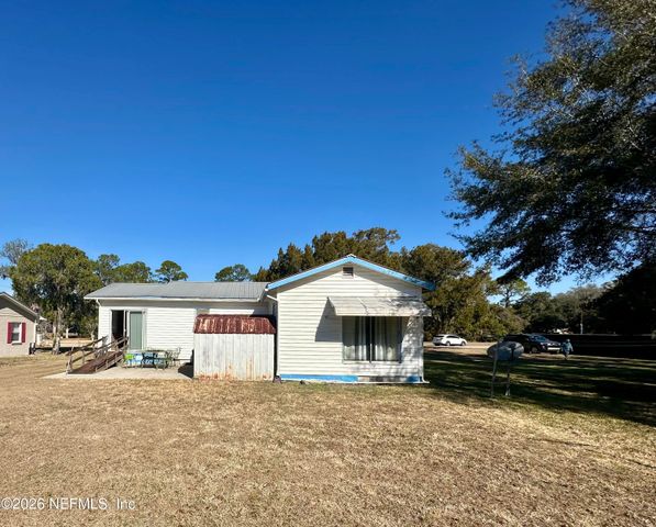 221 PERRY Street, Pomona Park, FL 32181