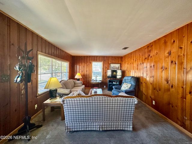 221 PERRY Street, Pomona Park, FL 32181