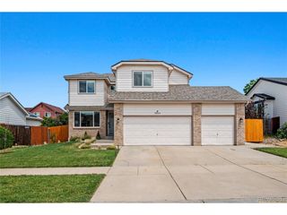 5064 Durham Ct, Denver, CO 80239