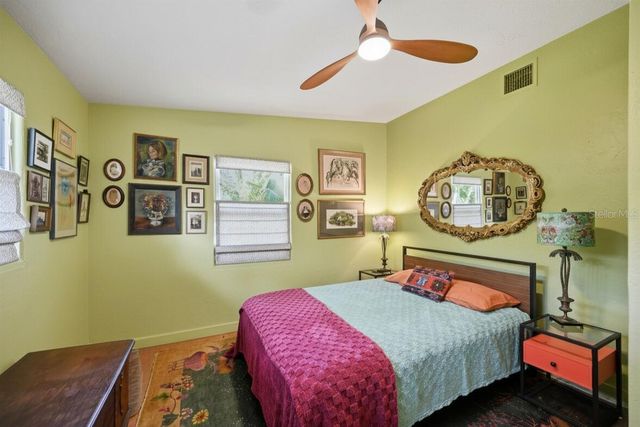 952 46TH STREET, Sarasota, FL 34234