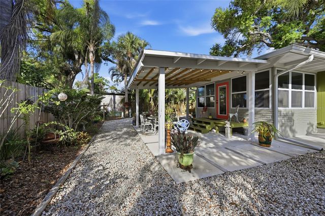 952 46TH STREET, Sarasota, FL 34234