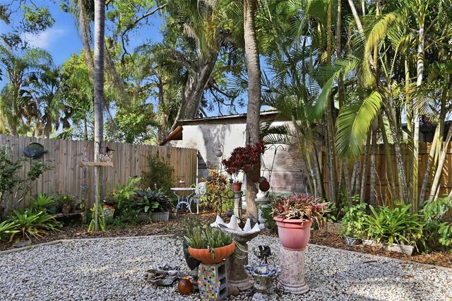 952 46TH STREET, Sarasota, FL 34234