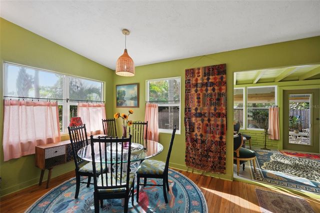 952 46TH STREET, Sarasota, FL 34234