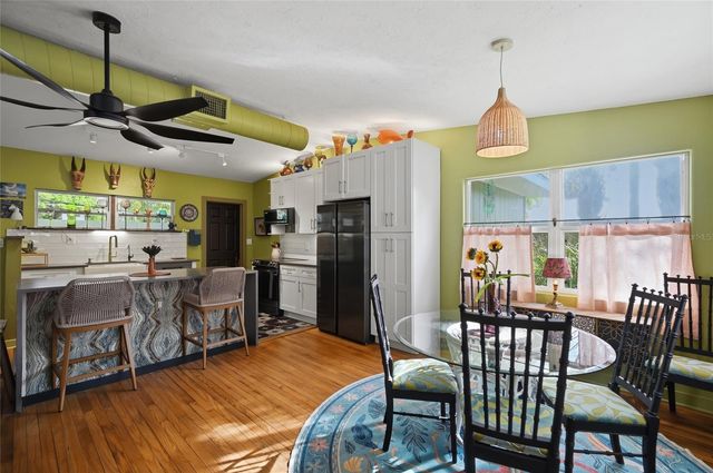 952 46TH STREET, Sarasota, FL 34234